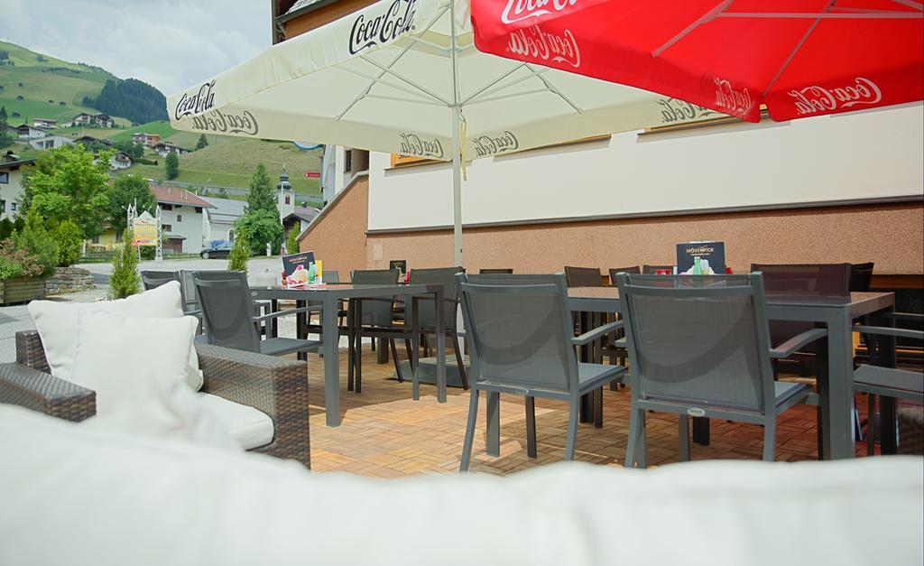 Aparthotel Dorfplatzl Garni Tux Luaran gambar