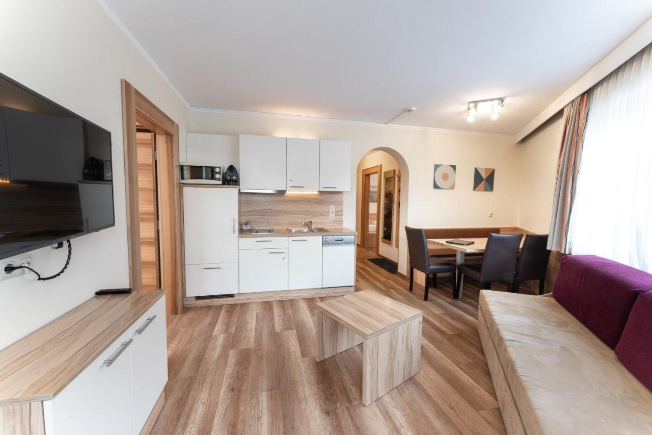 Aparthotel Dorfplatzl Garni Tux Luaran gambar