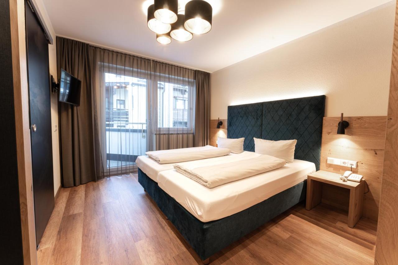 Aparthotel Dorfplatzl Garni Tux Luaran gambar