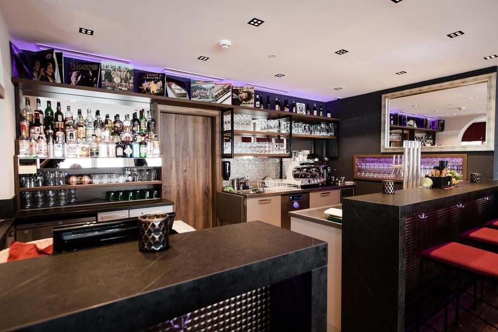 Aparthotel Dorfplatzl Garni Tux Luaran gambar