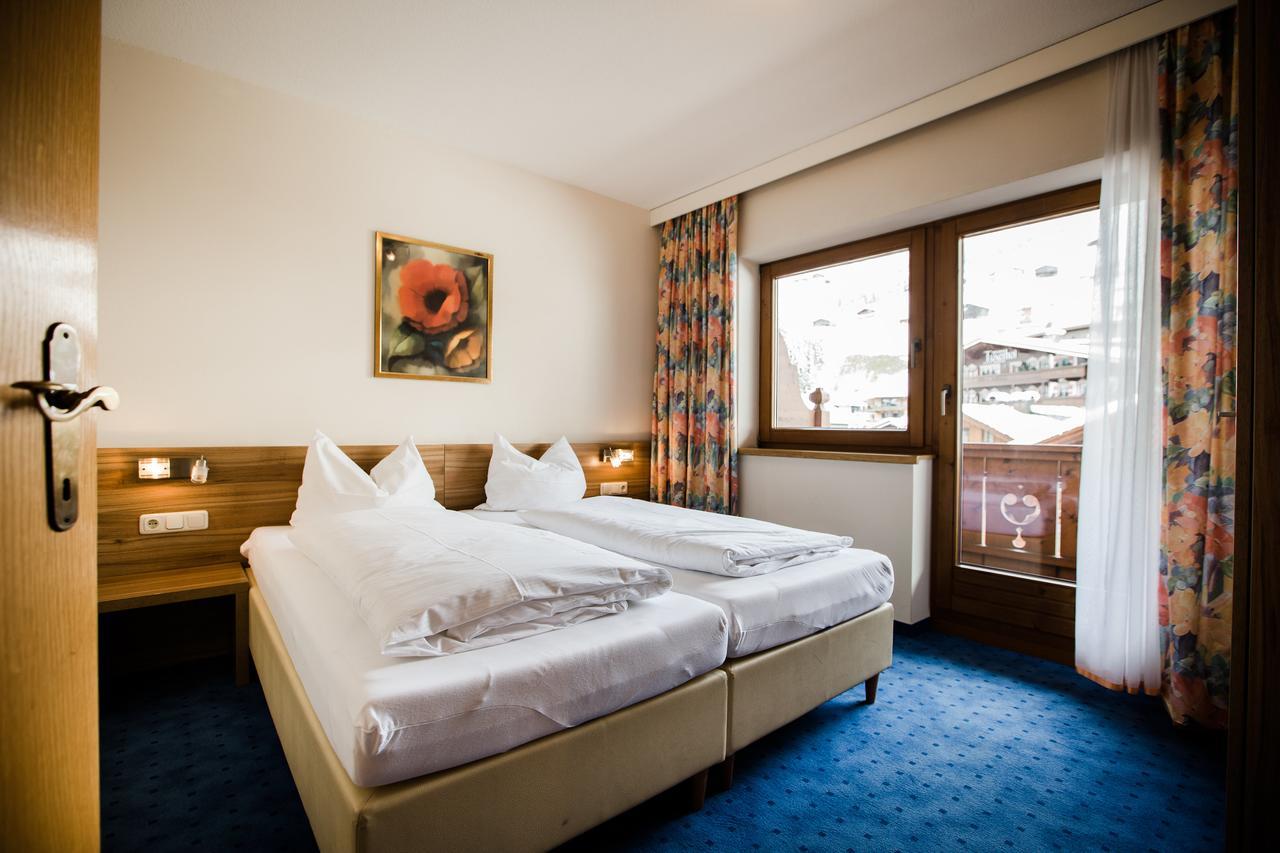 Aparthotel Dorfplatzl Garni Tux Luaran gambar