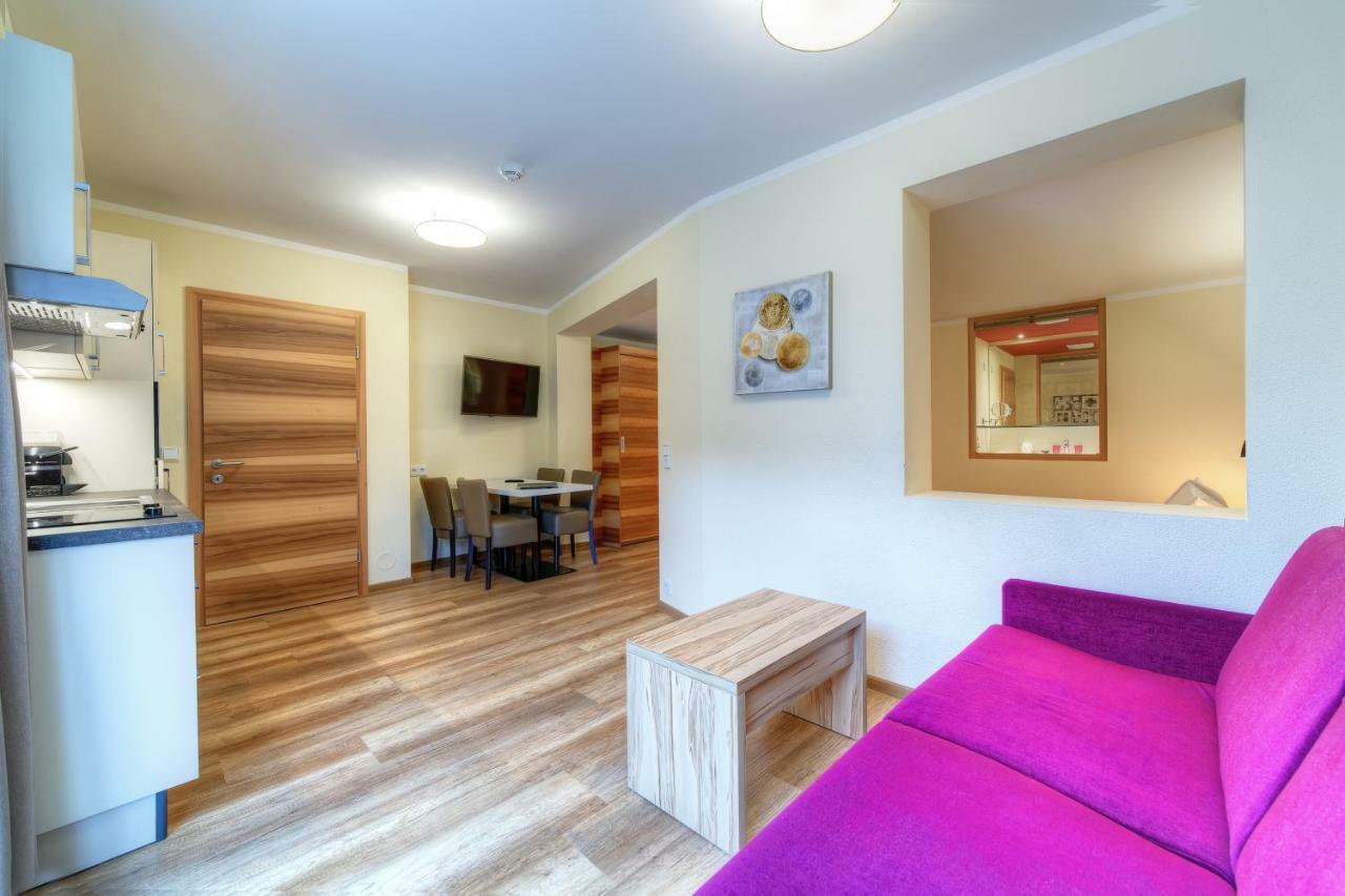 Aparthotel Dorfplatzl Garni Tux Luaran gambar